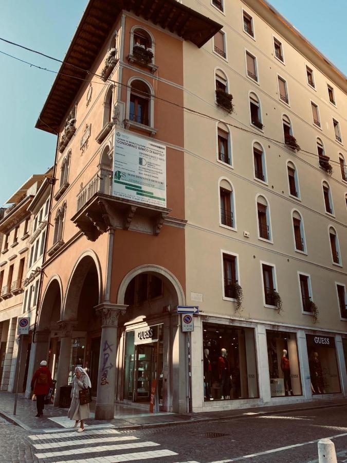 Hotel Dimora Del Teatro Treviso Exterior foto